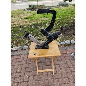 Freeman 3-in-1 Pneumatic Flooring Nailer – Gently Used,